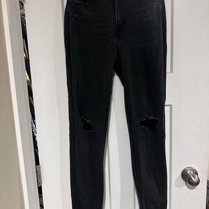 Vanilla Star Black Distressed Skinny Jeans